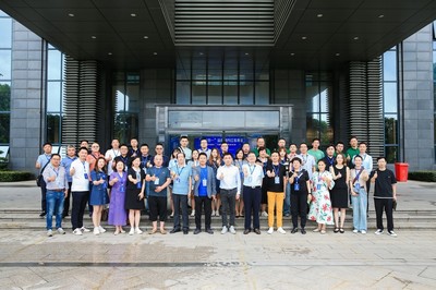 江蘇邦業“知行合一”會議 走進摩貝恩世界級紙尿褲工廠，探秘母嬰護理新標桿